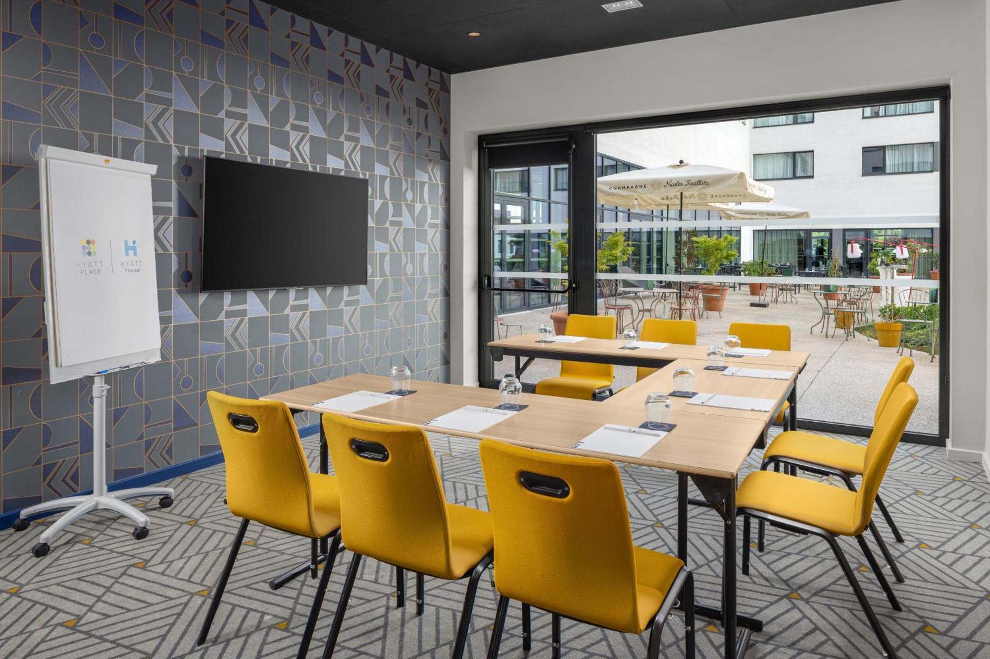 Hyatt House Paris Charles De Gaulle Airport Hotel Roissy-en-France Bagian luar foto